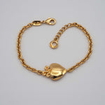 Carica l'immagine nel visualizzatore di Gallery, Bracciale Dimmi di Sì CACAO Jewels in ottone placcato in oro 18 carati con cuore inciso a mano.
