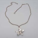 Carica l'immagine nel visualizzatore di Gallery, Collana Cielo CACAO Jewels in ottone placcato palladio con pendente a stella.
