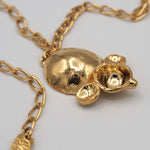 Carica l'immagine nel visualizzatore di Gallery, Dettaglio del pendente dalle superfici concave e convesse della Collana Bollicine CACAO Jewels.
