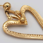 Carica l'immagine nel visualizzatore di Gallery, Dettaglio delle superfici incise degli Orecchini Delizia CACAO Jewels.
