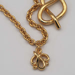 Carica l'immagine nel visualizzatore di Gallery, Dettaglio del ricciolo decorativo della Collana Promessa CACAO Jewels.
