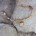 Carica l&#39;immagine nel visualizzatore di Gallery, bracciale ventaglio, cacao jewels, palma, fatto a mano, ispirazione dive anni 50, Brigitte Bardot
